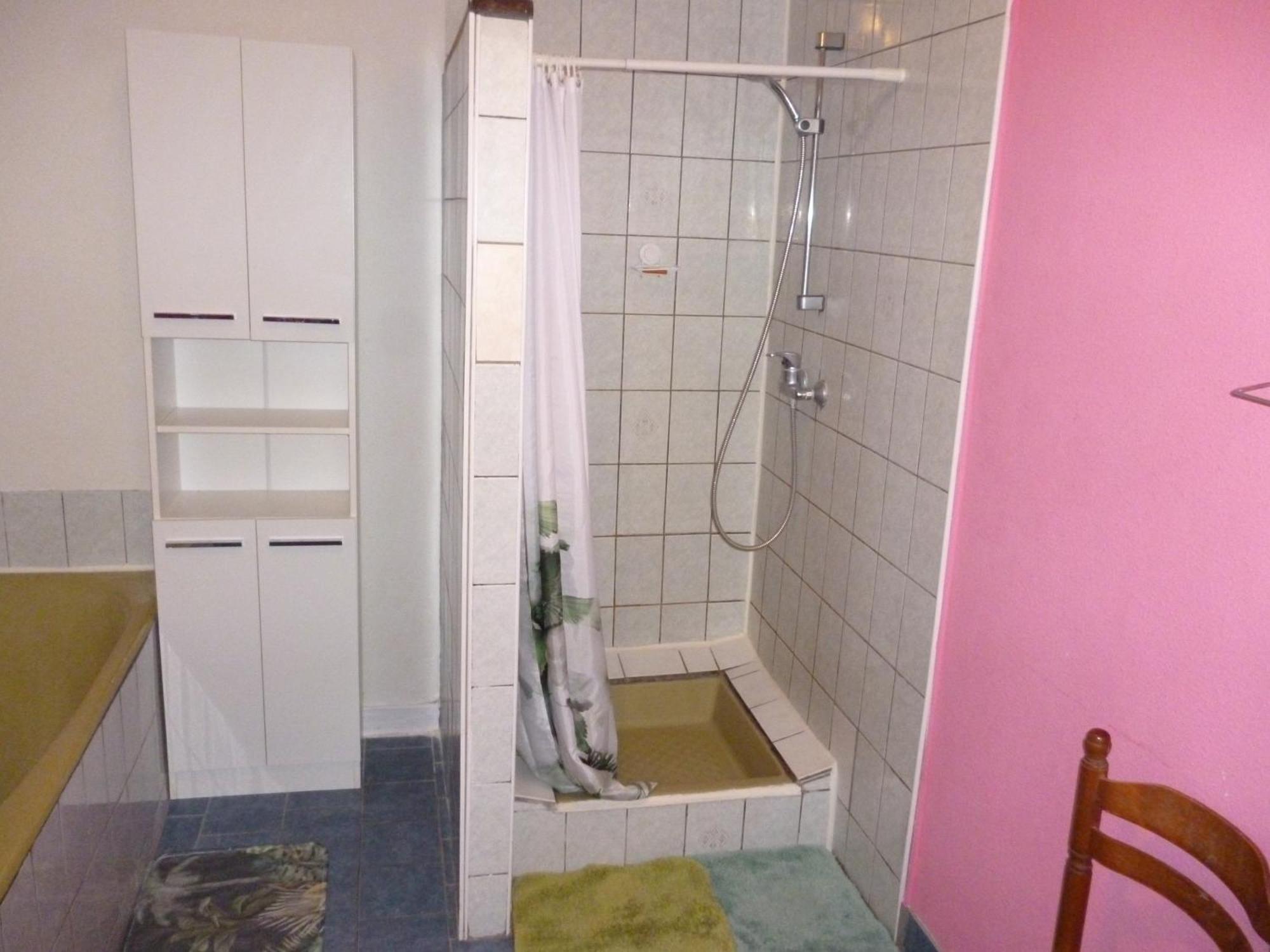 Claude Villa Bindernheim Bagian luar foto