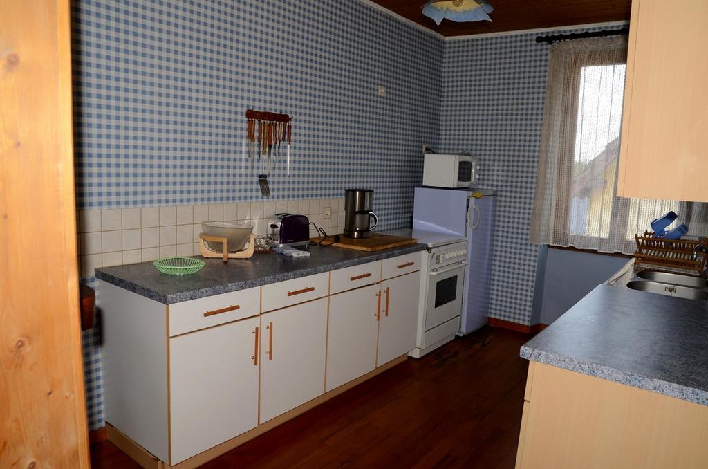 Claude Villa Bindernheim Bagian luar foto